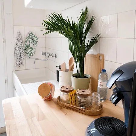 Cosy Avec Terrasse - Gare De A 2min Apartment *
