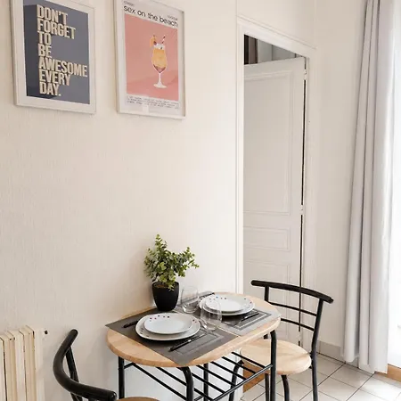 Cosy Avec Terrasse - Gare De A 2min Apartment